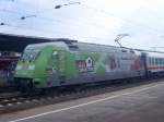 BR 101 Werbelokomotiven Die 101 040-4 mit Fan Connection Werbung am 27.07.2010 in K�ln Messe/Deutz. Leider war dierecktes Gegenlicht.