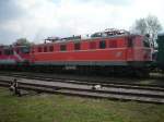 1010.002-2 steht am 11.4.10 im Heizhaus Strasshof abgestellt. Deutlich sieht ...