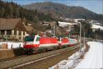 br-1014 1014 003 + 1014 014 fahren mit dem Messzug SPROB 97705 von Leoben nach Unzmarkt.
Thalheim 9.2.2010