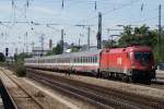 br-1016 1016 044-8 mit einem EC in M�nchen Heimeranplatz am 29.07.09
