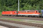 1142 598-0 mit Vorspann 1016 049-7 am 11.Juni 2010 im ...