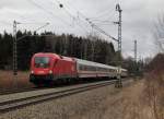 1016 033 am 22.01.2012 am IC 1284 bei Gro�karolinenfeld  ...