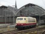 Wegen ihr waren zahlreiche Bahnfans extra nach L�beck gekommen.103 184 ...