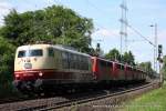 Mal wieder ein Trauerzug: 103 222-6 (DB) bringt am 29. ...