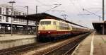 Den Sonderzug aus Meran brachte die 103 184-8 am 13.06.10. ...