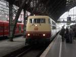 BR 103 103 184-8 mit IC1806 nach Hamburg Altona am 9.7.10 in K�ln Hbf.