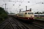 BR 103 103 235-8 mit Sonderzug durch K�ln Messe Deutz am 29.07.2010