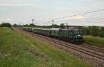 br-1040 Ab Strasshof bespannte die BR 1040.01 den R 16236 von Bratislava �ber Marchegg nach Wien Floridsdorf. Helmahof, am 19.06.2010.