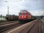 Die 1041 202-1 in voller Fahrt mit einen Nostalgiezug. Aufgenommen ...