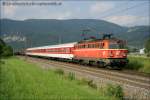br-1042 Am Vortag und auch gestern wurden zwei Milit�rz�ge von G�pfritz nach Kalsdorf (b. Graz) in Verkehr gesetzt. Gestern, am 16.7.2010 wurde einer der beiden Milit�rz�ge von der blutorangen 1042.041 bespannt. Das Foto zeigt die 1042.041 mit MilSdz 90145 bei Peggau-Deutschfeistritz.