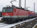 br-1044 1044 und 1116 009 mit einer Rola. Amstetten 31.01.2010