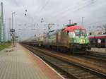 BR 1047 Am 24.4.10 besuchte der TEE Rheingold erstmals Budapest. Bis zur Grenze in Hegyeshalom wurde der Zug von der passenden, wundersch�nen 103.235 bespannt. Ab Hegyeshalom bespannte die neue Werbelok der Gysev, 1047 505 den GySEV 13948 bis Budapest Keleti pu.