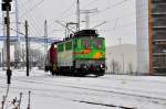 Lok 6 der PBSV hat an die wartende DP 61 ...