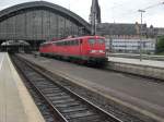 Doppeltraktion 110 (B�gelfalte+Kasten)im K�lner Hbf am 23.7.10  ...