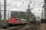 DB 110 427-2 mit dem IC1936 in K�ln Hbf am ...