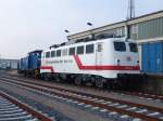 br-110-e-10 110 511-3+346 020-3 warten auf ihren n�chsten Einsatz im Seehafen Rostock.(26.05.07)