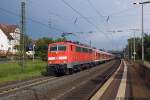 BR 111 mit Zugen 111 110 mit Regionalexpress am 20.7.2007 in Burghaun.