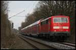 BR 111 mit Zugen Und hier mein letztes halbwegs brauchbares Bild von dem Tag. 
Alles in allem ein gutes Abschlussbild. N�mlich ein wie auf dem RE4 �blicher 5 DoSto Park mit eine BR 111 als Lok. An diesem Park war es die 014 die dort als Schublok fungierte. Dieser war auf dem Weg nach Dortmund und befand sich ungef�hr 2 Km hinter dem Baaler Bahnhof.
20.02.10 16:48