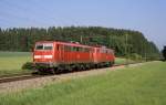 BR 111 mit Zugen 111 017 + 110 209  bei Beimerstetten  24.05.07