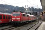 111 002 bei Einfahrt ...  R�diger Ulrich 03.05.2011
