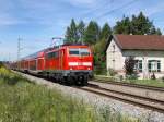 Die 111 053 mit ...  Christian Maier 14.08.2011