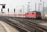 Die 111-110-3 mit N-Wagen ...  Sven Bienwald 30.11.2011