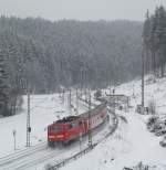 111 182-2 schiebt am ...  Marius S. 30.01.2012
