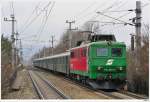 br-1110 1110.524 mit SDZ E 16636 (M�dling - Zellerndorf), hier bei der Durchfahrt in Wien/Hetzendorf, 12.12.2009.