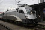 Abfahrtbereit Richtung Wien Westbahnhof war am 15.05.10 die 1016 034-9 ...