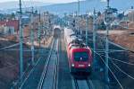 Zugbegegnung an der S�dbahn: EN 234 ist Richtung Wien unterwegs, ...