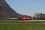 br-1116-vor-personenzugen 1116 262 und 1016 017 mit dem OEC 162 Transalpin am 7.4.2010 bei Niederaudorf.