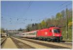 1016.007 mit einem Vulkanaschesonderzug Richtung Wien/Westbahnhof; Tullnerbach-Pressbaum, 17.4.2010.  ...