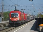 br-1116-vor-personenzugen 1116 101 mit einer weiteren 1X16 und �EC 565 nach Wien West. In lauterach am 22.04.2010

Lg

