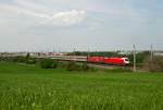 br-1116-vor-personenzugen 1116 246, die ehemalige Bundesheerlok an der Spitze des OIC 537 von Wien Meidling nach Villach. Die Aufnahme entstand am 30.04.2010 kurz nach M�dling bei Guntramsdorf.
