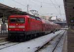 112 188 kommt mit dem RE1 in den Bahnhof von ...