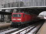 BR 114 114 023-5 mit einem RE 1 von Berlin Ostbahnhof nach Brandenburg am 24.01. in Berlin Alexanderplatz.