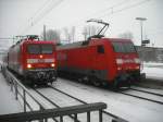 BR 114 Begegnung der 114 005 und 152 100-4 in Brandenburg HBF am 10.2.2010