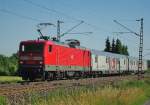 BR 114 Auf eine Vormeldung hin konnten wir am 08.07.2010 die 114 501-0 ablichten, als sie zwei Alstom Wagen in Richtung Norden brachte. Hier b Eschwege West.