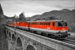 br-1142 Lokzug 89950 f�hrt �ber die Krausel Klause am Semmering. Am 8.12.2009 bestand er aus zwei 1x16, drei 1x42 und zwei 1x44.