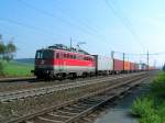 br-1142 1142 616-0 zieht einen Containerganzzug bei Redl-Zipf Richtung Salzburg;090923