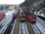 Viel Betrieb in Spielfeld/Stra� am 17.2.2006. Die 1142 673-1 und ...