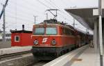 br-1142 Die 1142 682 f�hrt mit einem CityShuttle-Doppelstockzug kommend aus St.Valentin in St.P�lten ein. Ziel des Zuges ist Wien West.