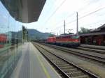 1142 705-1 durch Payerbach-Reichenau am 4.7.2010.  ...