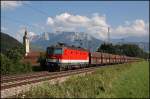 Ein sonniger Augustnachmittag im Inntal: Die Innsbrucker 1144 255 (9181 ...