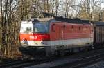 br-1144 Lokportrait in fr�her Wintersonne: 1144 237 in Gronsdorf. (03.12.2009).

