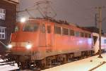 Die 115 350-1 steht ...  Eric Otten 09.01.2010
