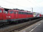 Die 115 331-1 im Lokzug in K�ln Messe/Deutz am 11.10.2009. ...