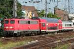 BR 115 Die 115 198-4 zieht den PbZ 1973 von Frankfurt Bbf nach Dortmund Bbf durch K�ln HBF (Planm��ige Ankunft 10.14) am 18.07.2010