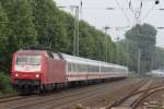 120 155-7 mit eine IC in Düsseldorf Oberbilk am 09.08.09 ... 120 155-7 mit eine IC in Düsseldorf Oberbilk am 09.08.09 ...