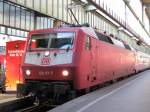 BR 120 120-117 hat am 4.6.10 den IC 184 aus Z�rich in den Endbahnhof Stuttgart Hbf gezogen.
